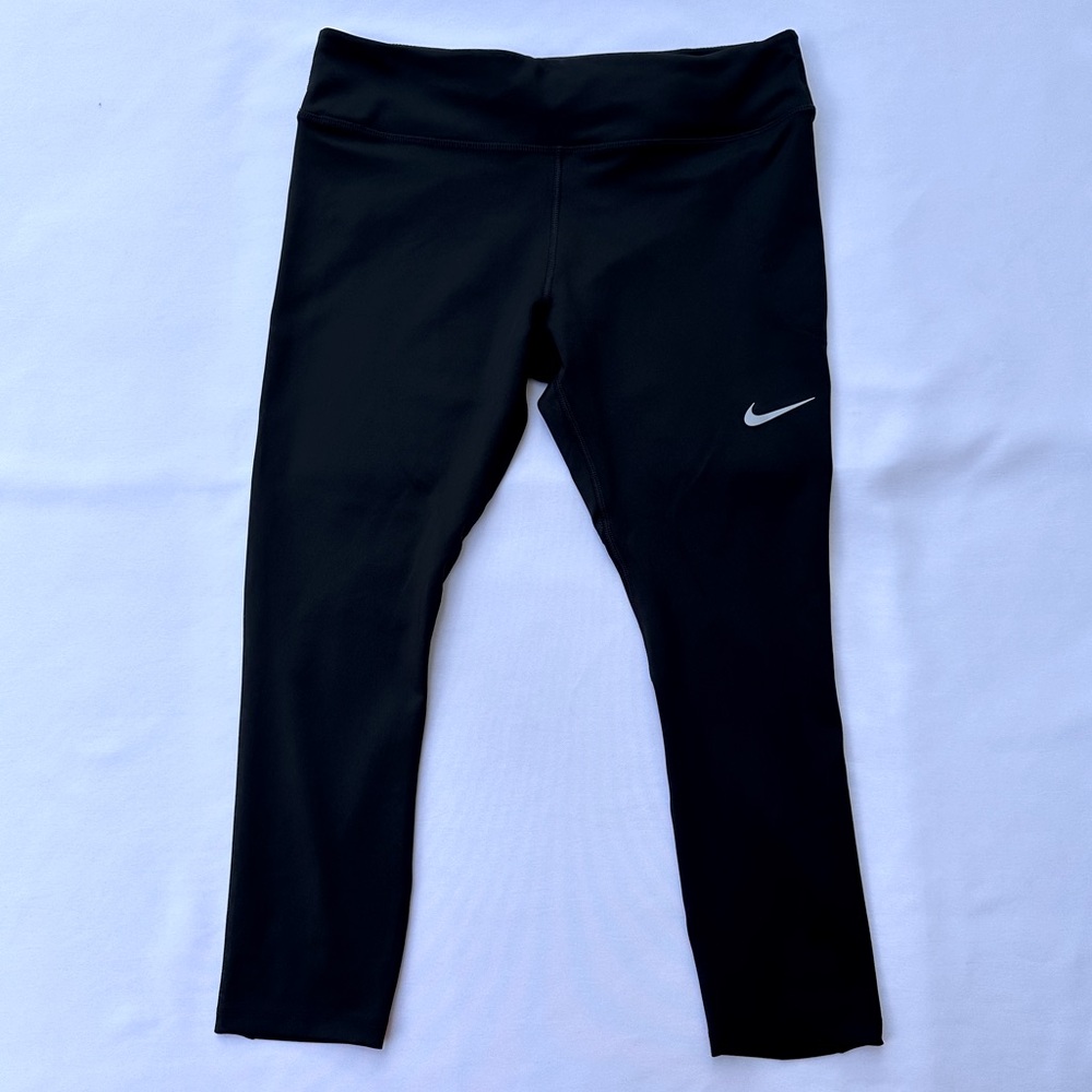 Cropped Black Nike Athletic Workout Leggings Size XL